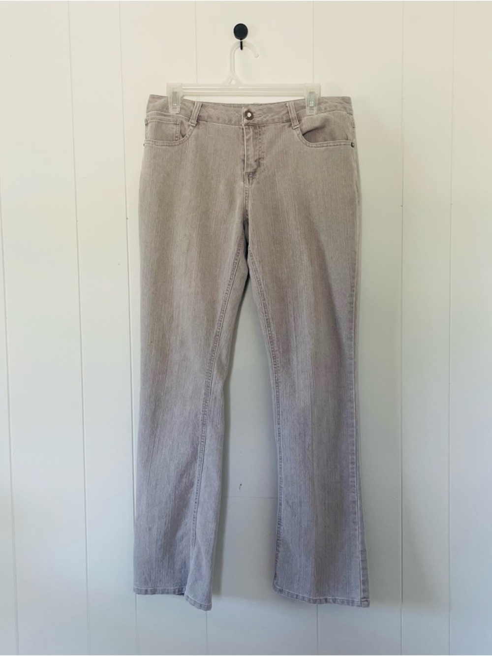 Cato Women's Light Gray Straight-Leg Jeans